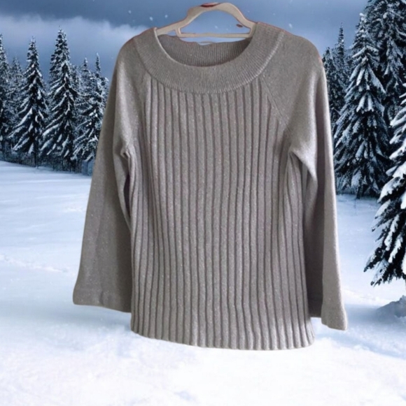 Sweater by Designers Originals silver sparkly crewneck ribbed medium - Picture 1 of 10